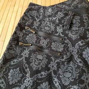 EUC Ornate  Skull Print Black Jeans